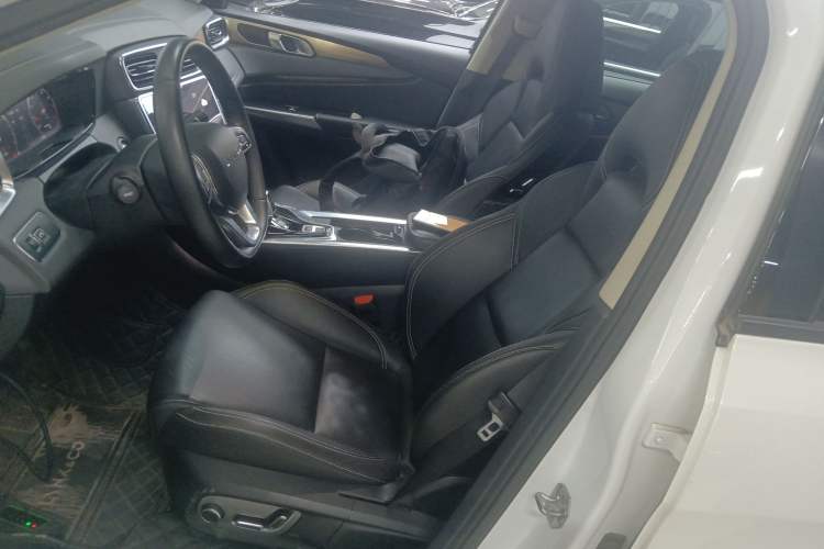 Used Lynk & Co 01 2019 2.0T Two-Wheel-Drive Pro Version China VI Standard Left Front Seat