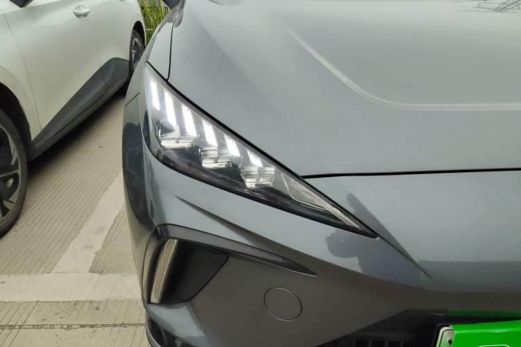 Used MG 4 EV 2022 520 km Flagship Edition
