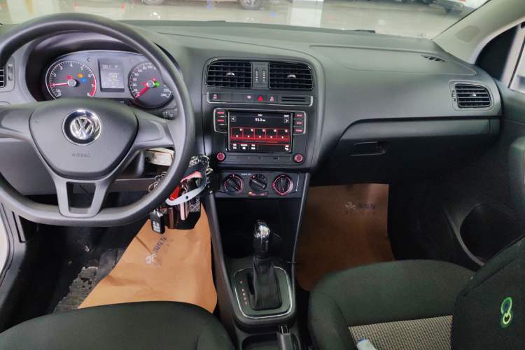 Used Volkswagen Polo 2018 1.5L Automatic Advanced Driving Model Gear Lever
