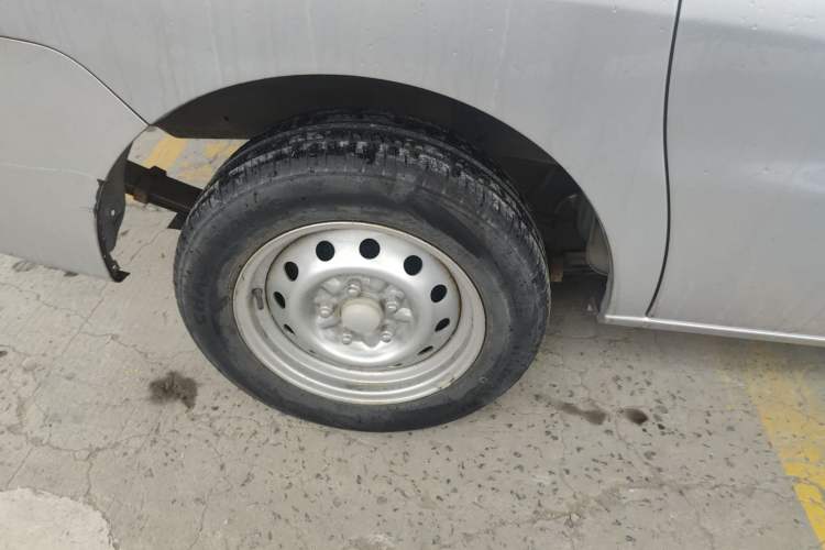 Used JAC Refine M3 2019 1.8L 2-Seat Shuttle Version