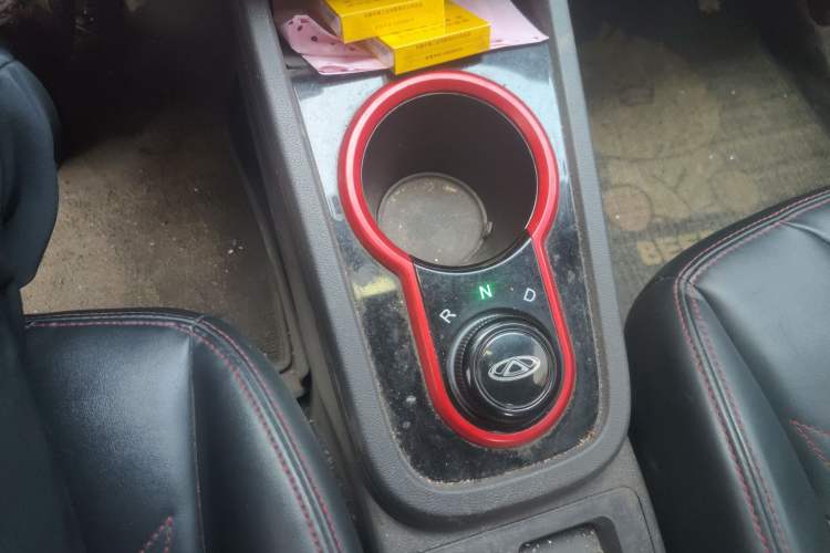 Used Chery Little Ant 2022 Sweet Pink Edition Half-Sugar Version Lithium Iron Phosphate 30 kW 301 km
