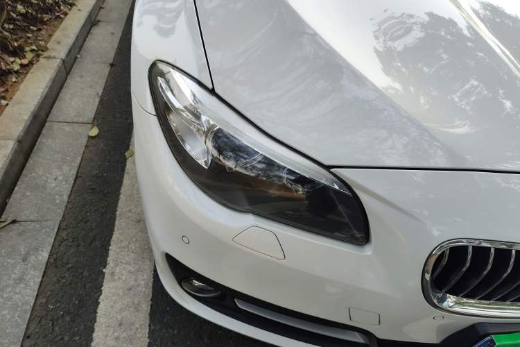 Used BMW 5 Series 2017 528Li Leading Model