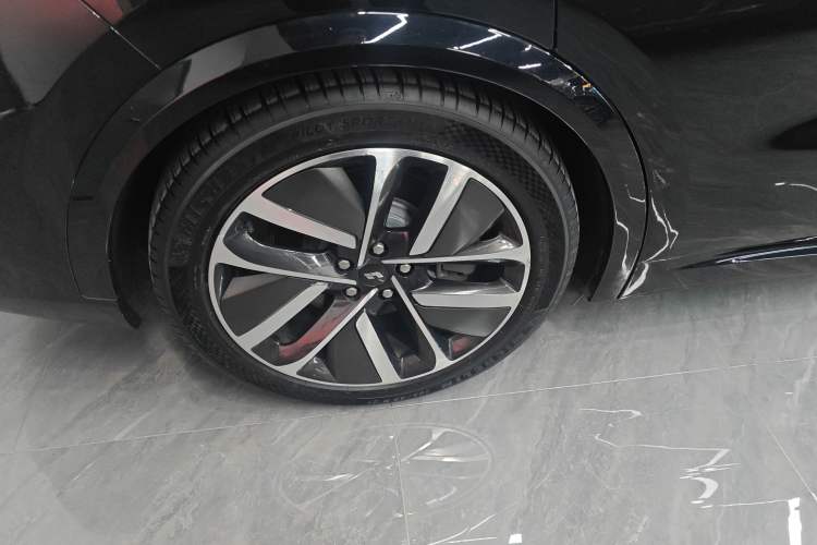 Used Li Auto L9 2022 Max model
