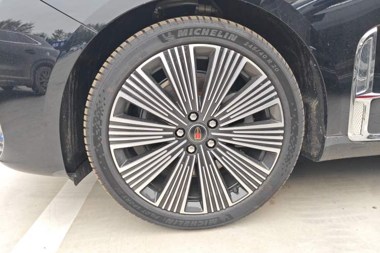 Used Hongqi H9 2025 2.0T Two-Wheel Drive Flagship Luxury Business Edition 5 Seats
