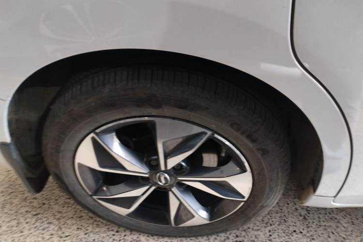 Used GAC Trumpchi M6 2023 PRO 270T DCT Luxury Edition Exterior 2