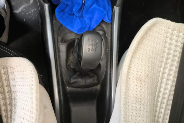 Used Peugeot 2008 2014 1.6L Manual Trend Edition
