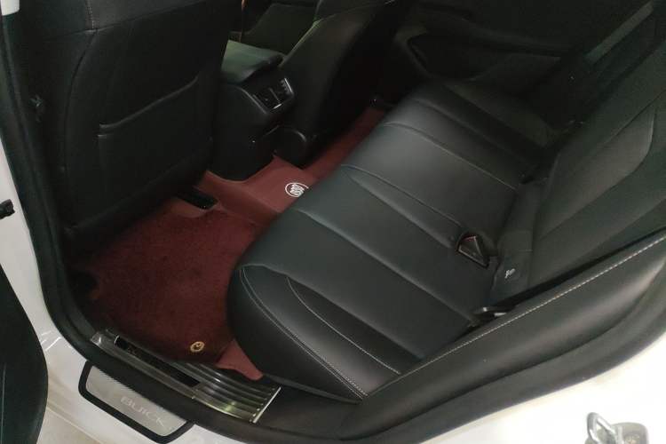 Used Buick LaCrosse 2023 28T Prestige Edition
