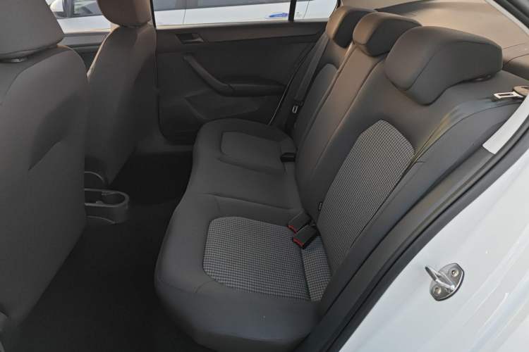 Used Volkswagen Santana 2021 1.5L Manual Fashion Edition