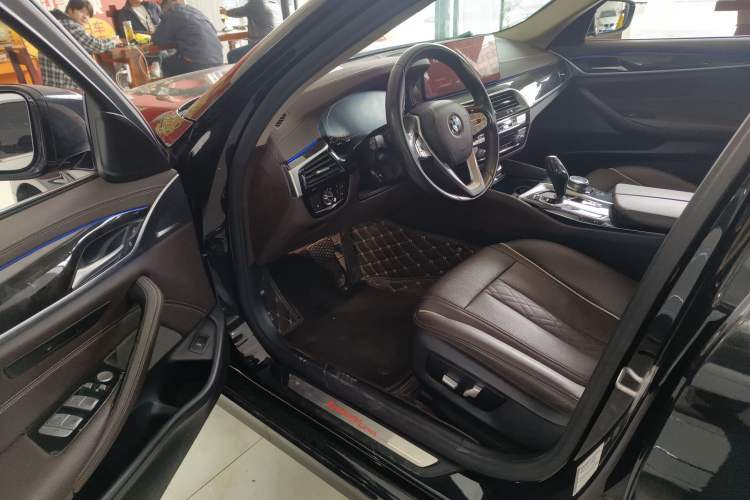 Used BMW 5 Series 2022 Restyled 525Li Luxury Package
