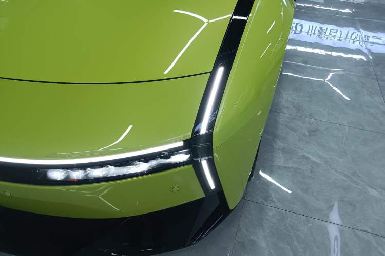 Used XPeng P7 2025 Model—702 Long Range Ultra
