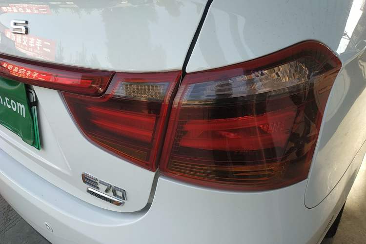 Used Dongfeng Aeolus E70 2021 Revised Version 360H Battery-Swap Edition
