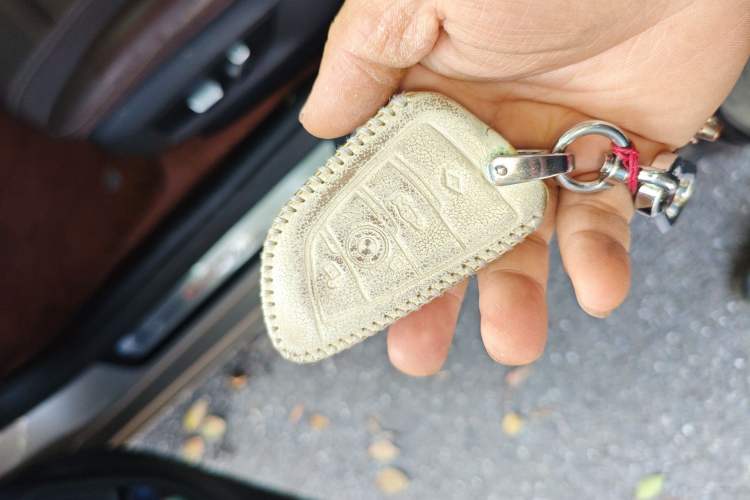 Used BMW 5 Series 2019 Facelifted 525Li Luxury Package Vehicle Key