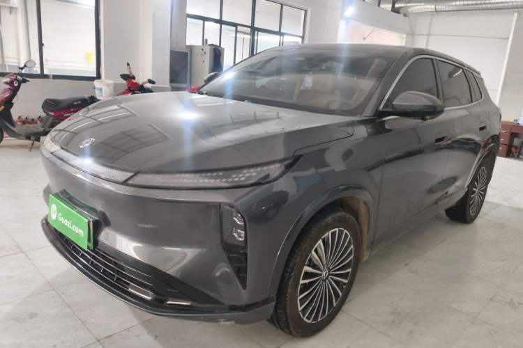 Used Dongfeng Aeolus L8 2025 Model 185KM Dream Edition