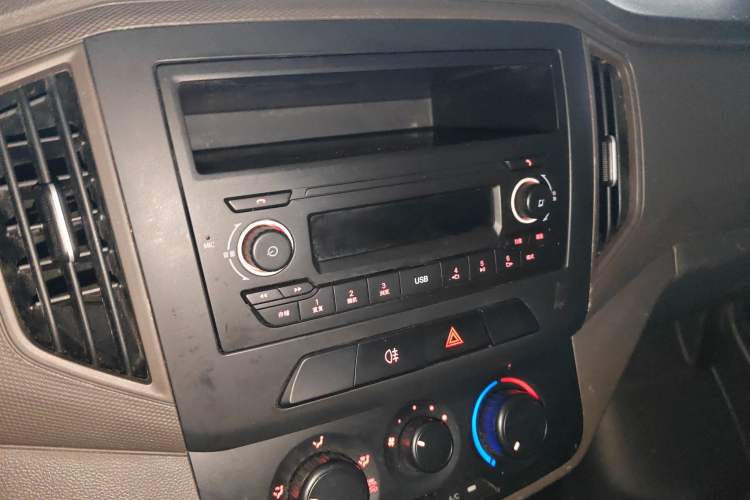 Used Wuling Rongguang New Truck 2021 1.8L Base Model Single-Row Double Rear Wheels LJ479Q6