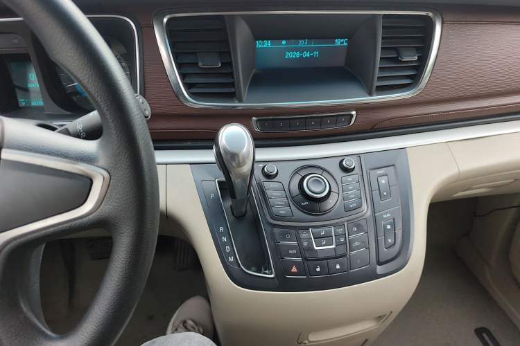 Used Buick GL8 2014 2.4L CT Luxury Business Comfort Edition Audio And AC Panel