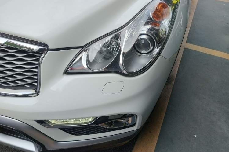 Used Infiniti QX50 2015 2.5L Enjoyment Edition Left Front Headlight