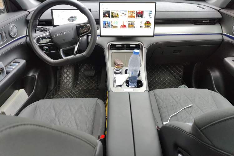 Used Chery Tiggo 8 PLUS 2025 290TGDI DCT Luxury 5-Seater