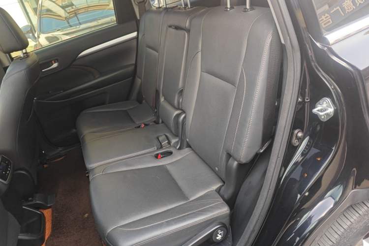 Used Toyota Highlander 2017 2.0T Four-Wheel Drive Luxury Edition 7 Seats
