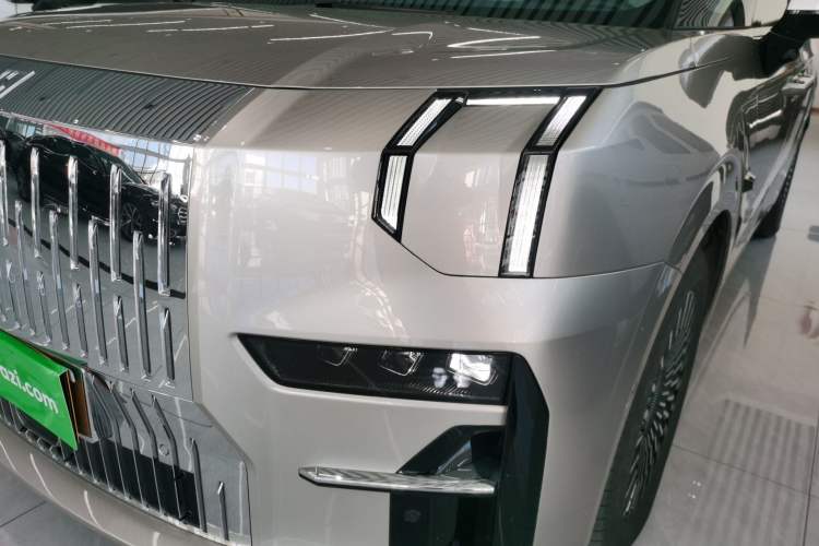 Used Zeekr 009 2022 WE Edition
