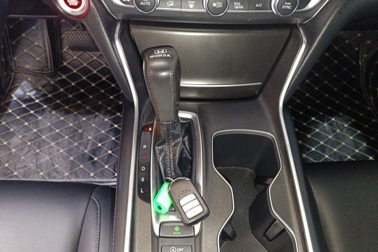 Used Honda Accord 2018 260TURBO Luxury Edition China VI Gear Lever