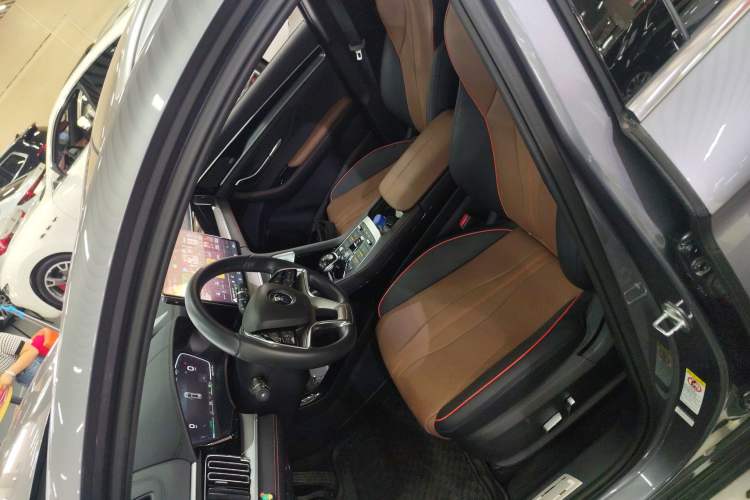 Used BYD Song PLUS New Energy 2021 DM-i 100KM Four-Wheel Drive Flagship PLUS
