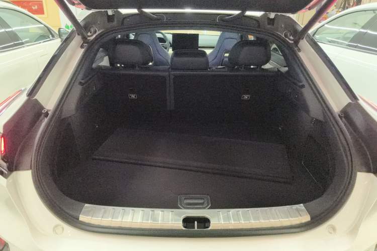 Used Zeekr 001 2025 YOU Edition 100 kWh All-Wheel Drive Trunk