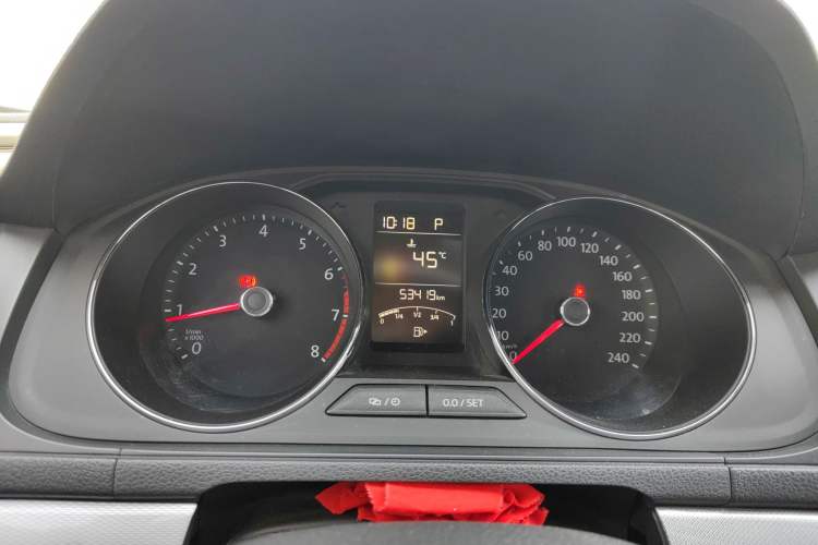 Used Volkswagen Gran Lavida 2015 230TSI DSG Comfort Edition
