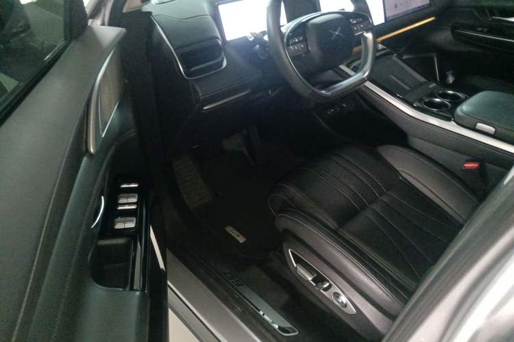 Used XPeng G9 2022 702 Pro Driver Seat