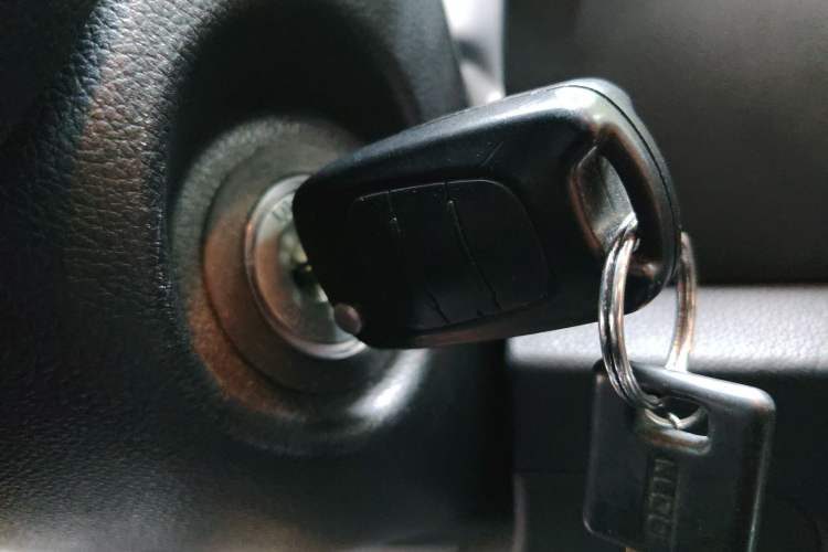 Used Kia Sportage R 2012 2.0L Automatic Two-Wheel Drive GL Trim