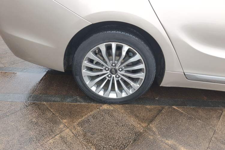 Used Geely Auto Emgrand GT 2016 1.8T Zunya Model Right Rear Wheel Hub