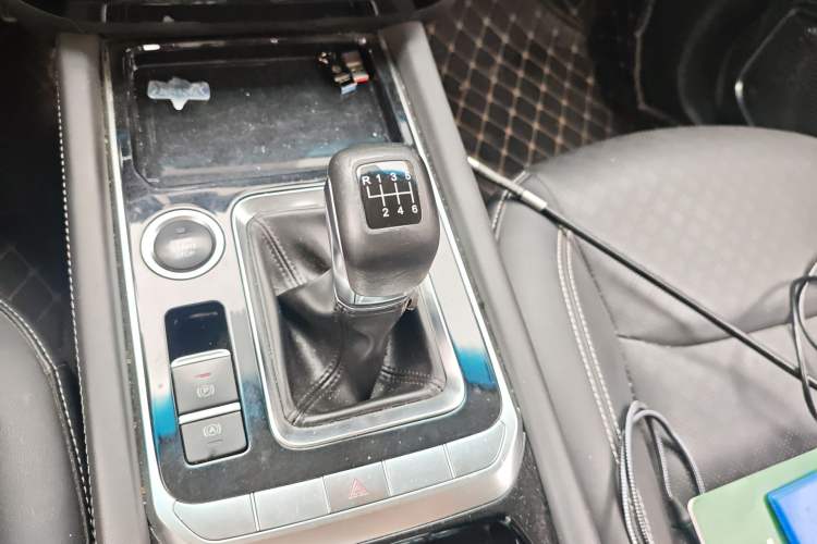 Used JETOUR X90 2019 1.5T Manual Enjoyment Version 5 Seats China V Emission Standard
