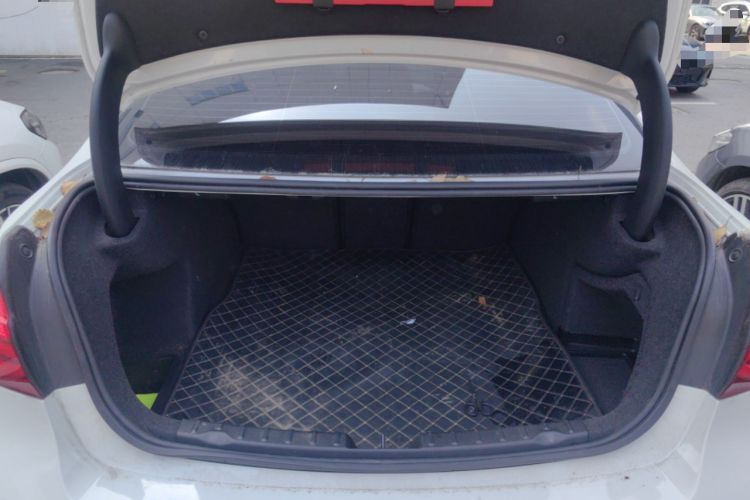 Used BMW 3 Series 2019 320i M Sport Package Trunk