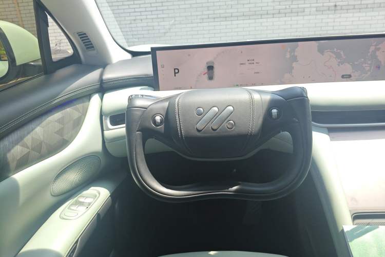 Used IM LS6 2023 Max Enhanced Performance Edition Steering Wheel