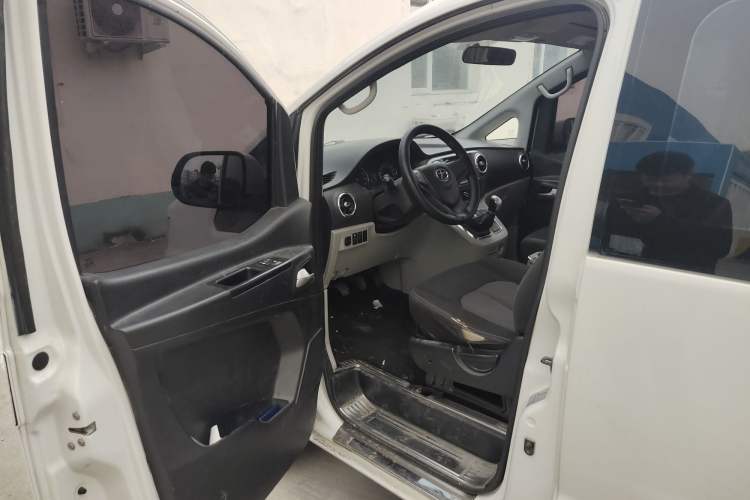 Used JAC Refine M3 2016 IKEA Edition 1.6L Luxury Smart Model
