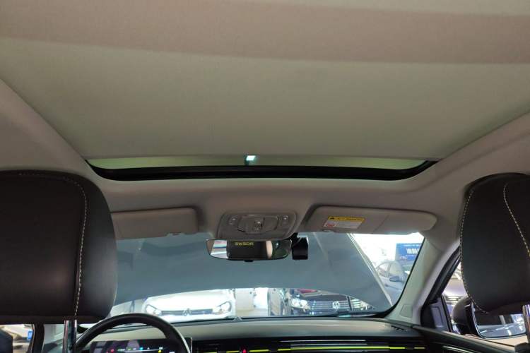 Used Roewe RX5 2021 PLUS 330TGI Automatic National Trend Intelligent Deluxe Edition