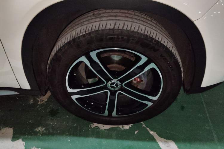 Used Mercedes-Benz GLA 2018 GLA 200 Fashion Model Right Front Wheel Hub