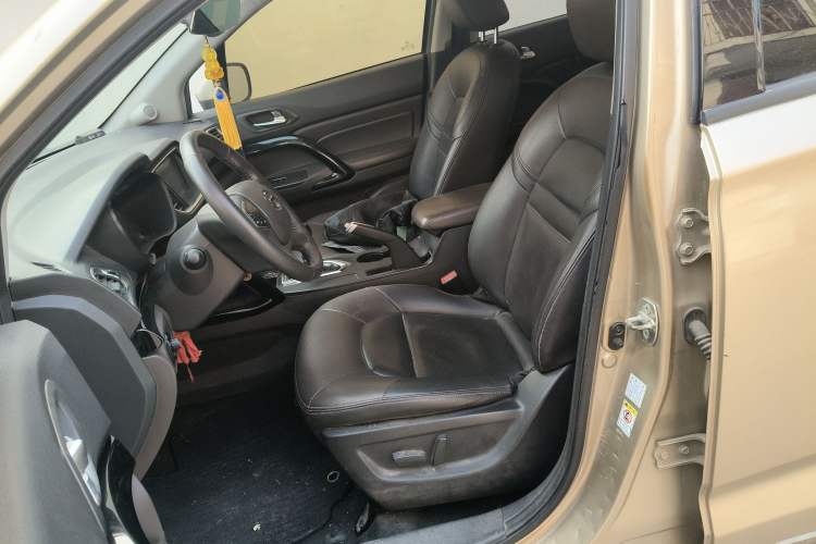 Used GAC Trumpchi GS4 2016 235T Manual Luxury Edition Left Front Seat