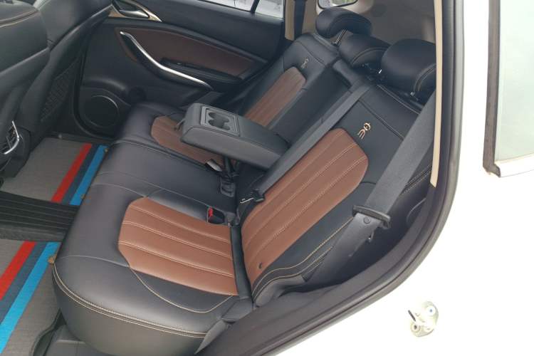 Used BYD Song 2018 1.5TID Automatic Smart Connect Prestige Model
