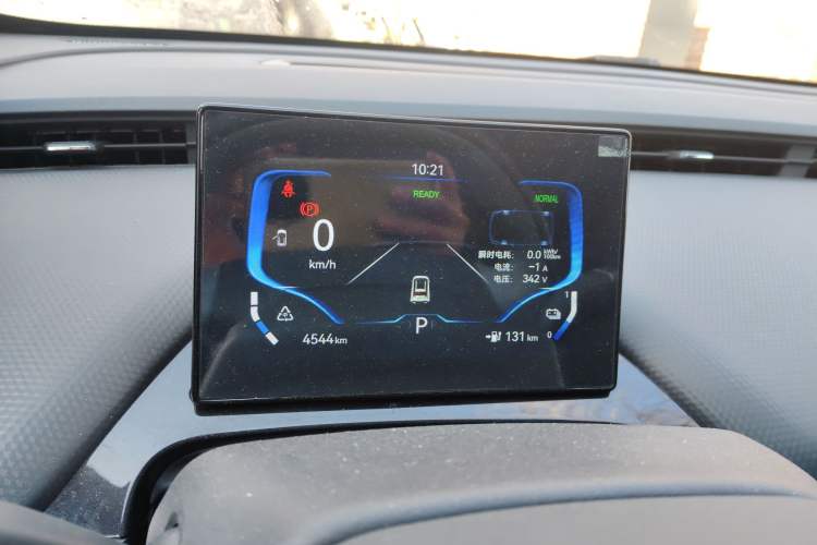 Used Chery New Energy Boundless Pro 2022 301km "WoW" Edition Lithium Iron Phosphate
