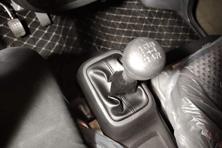 Used Wuling Zhiguang 2023 1.5L Practical Version 5/7 Seats
