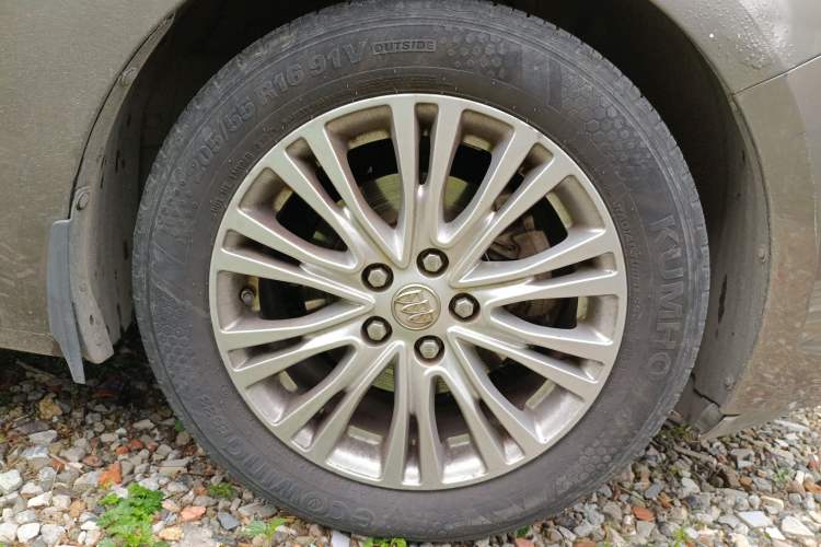 Used Buick GT 2017 15N Automatic Elite Version
