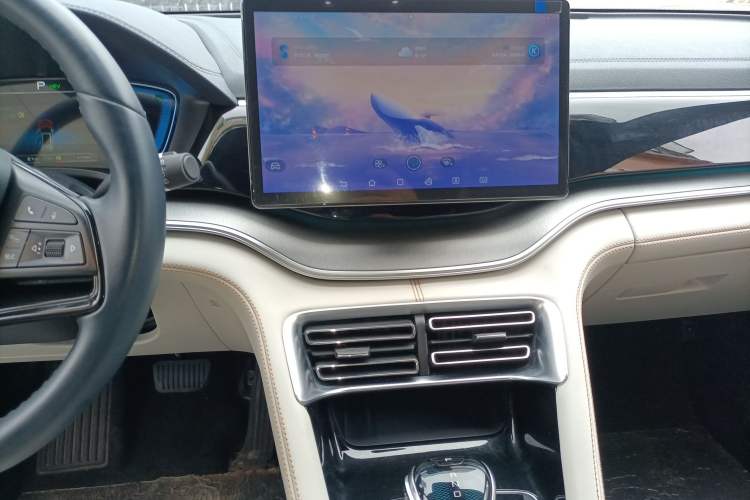 Used BYD Song PLUS New Energy 2021 DM-i 110KM Flagship Model Audio And AC Panel