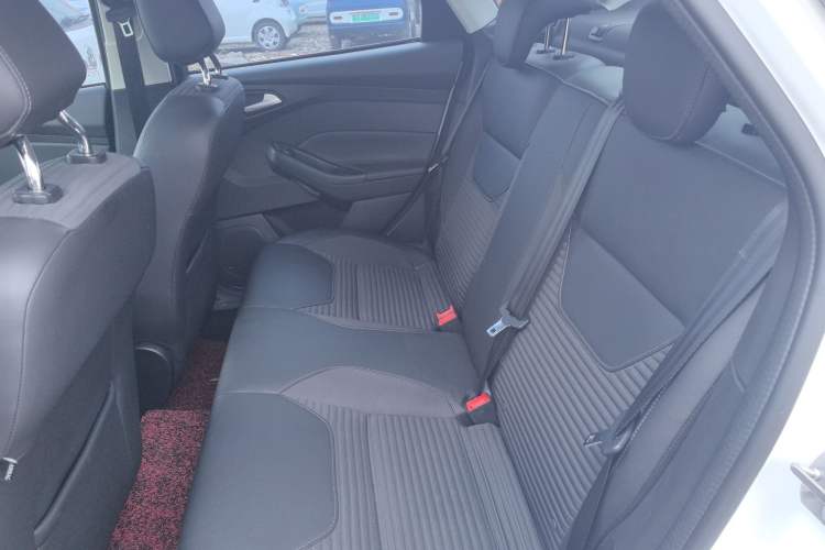 Used Ford Focus 2015 Sedan 1.6L Automatic Trend Model