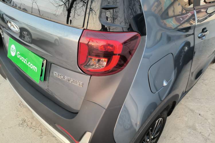 Used Chery Little Ant 2022 Revised Version Sweet Pink Edition Half-Sugar Version Lithium Iron Phosphate 30.7 kWh 30 kW 301 km