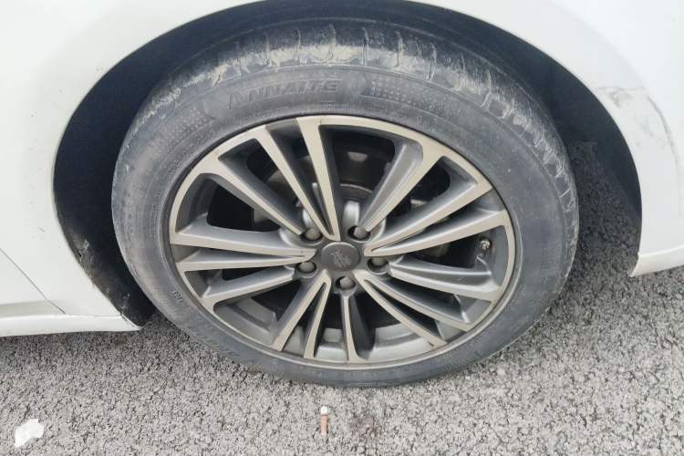 Used Roewe i6 2020 PLUS 1.6L CVT 4G Connected Glory Flagship Edition