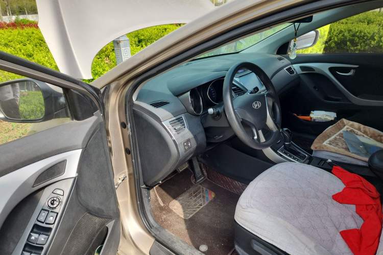 Used Hyundai Elantra (5th Generation / Langdong) 2015 1.6L Automatic Leading Model Driver Seat