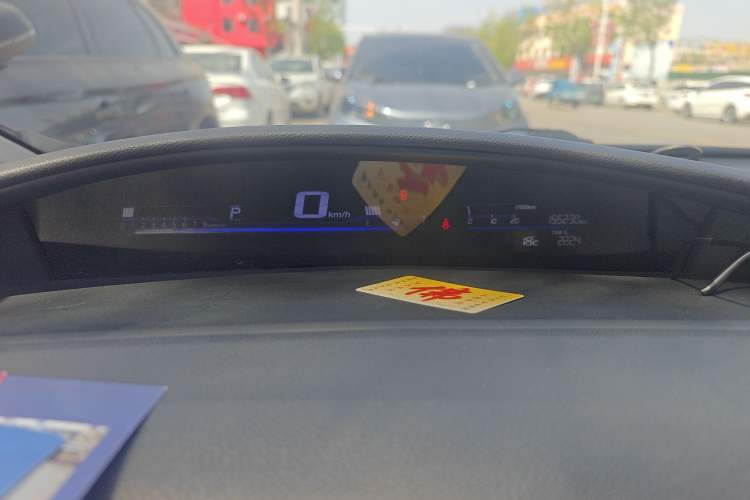 Used Honda Jade 2017 1.8L automatic Comfort version 5 seats
