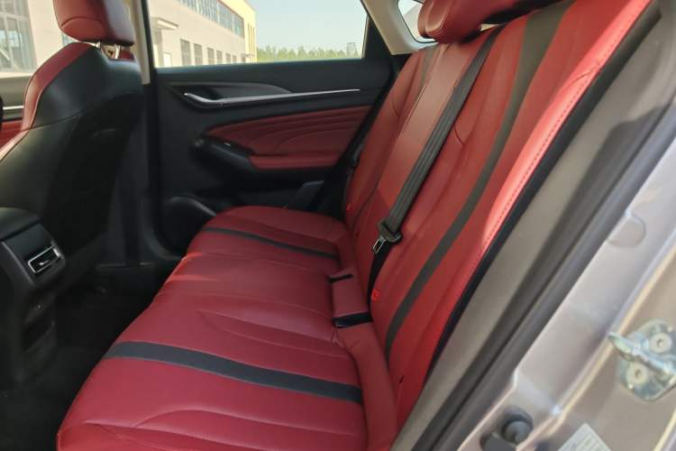 Used CHANGAN Eado 2021 PLUS Blue Whale NE 1.4T GDI DCT Prestige Model
