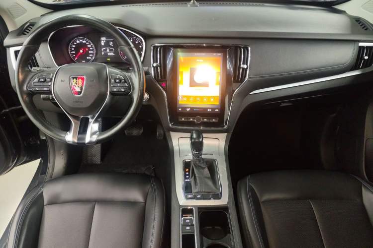 Used Roewe RX5 2020 20T Automatic 4G Connected Million Edition Gear Lever