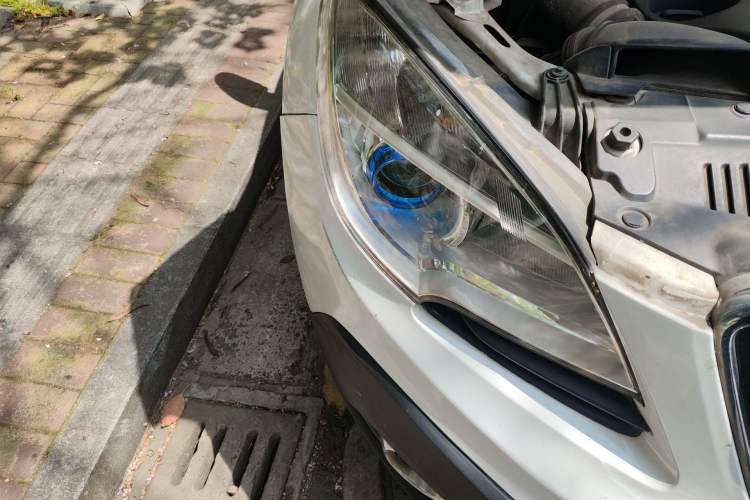 Used Buick Encore 2015 1.4T Automatic Two-Wheel Drive Urban Elite Version
